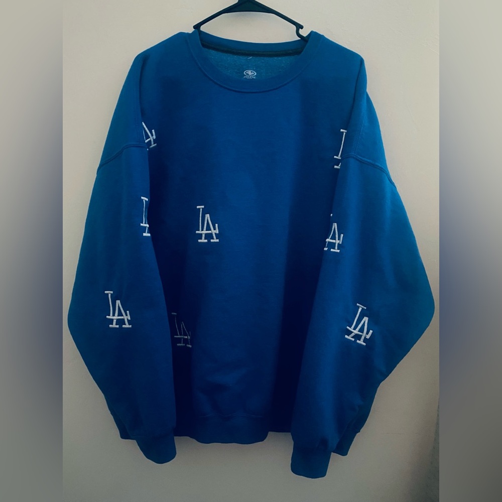 Los Angeles Dodgers sweatshirt - Picture 2 of 4